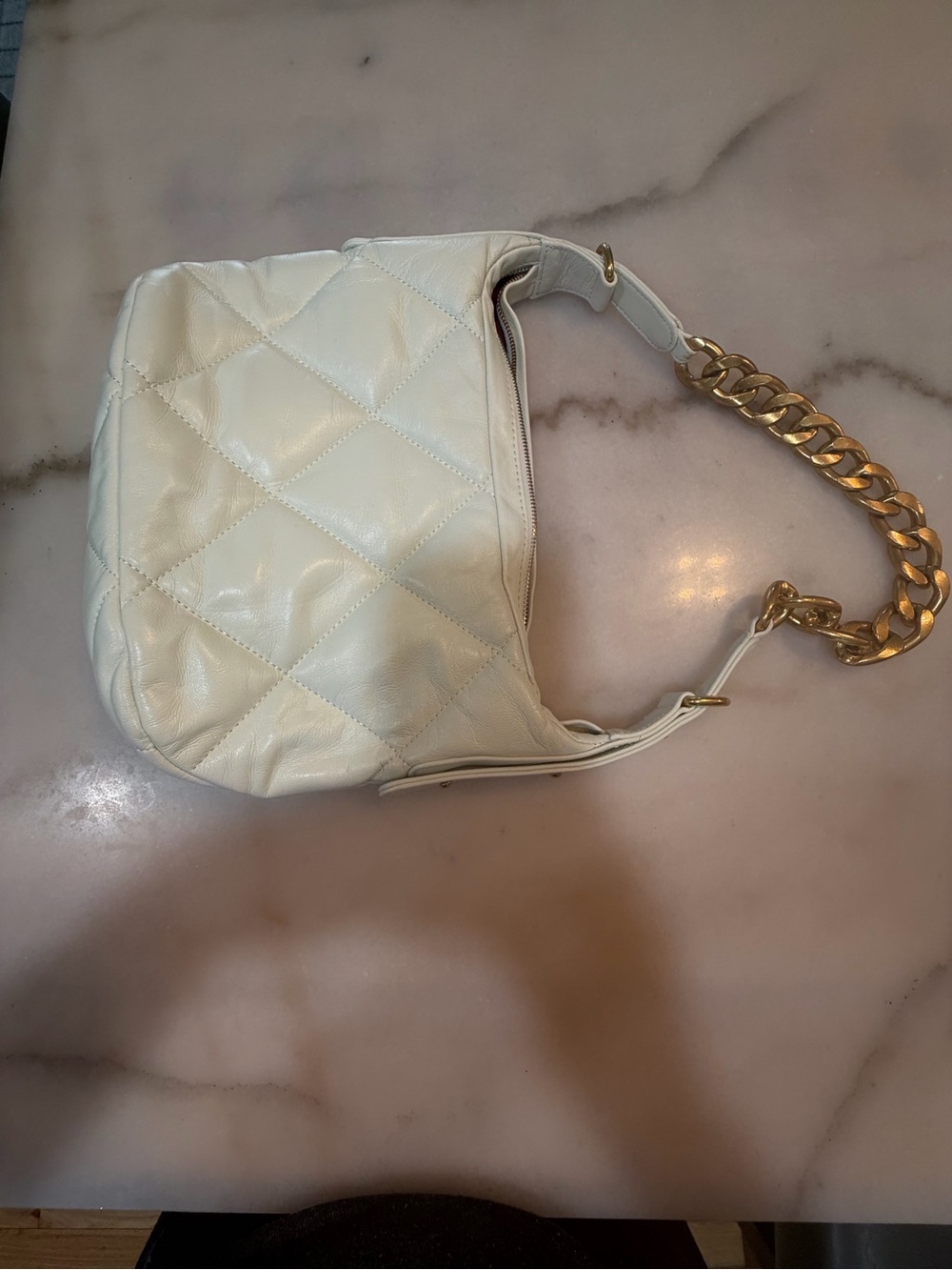 Quilted Cream Shoulder Bag with Gold Chain Accent